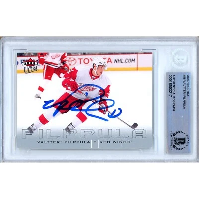 Valtteri Filppula Signed '09-10 Fleer Ultra #56 Card Auto Beckett Slab Red Wings - Image 1 of 4