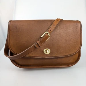 Vintage Coach Leder Umhängetasche braun Drehverschluss Saddle Bag Handtasche - Bild 1 von 11