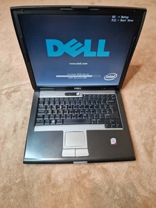 Dell Latitude D530 Laptop 15" IC2D 2GHz 2GB RAM No Hdd Power On Tested Only - Picture 1 of 20