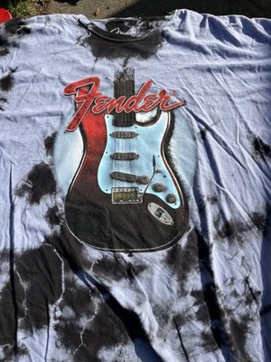 Camiseta Fender Guitar Negra Azul Tie Dye 3XL Foto 1 de 2