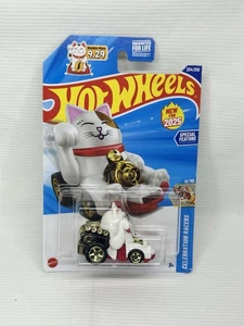 Hot Wheels Feline Lucky Celebration Racers 9/10 2025 234/250 White - Picture 1 of 6