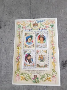 COOK ISLANDS-70TH.ANNIV.OF THE BIRTH OF QUEEN ELIZABETH II MINIATURE SHEET MNH - Picture 1 of 1