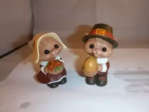 Thanksgiving Hallmark Pilger Eichhörnchen Streifenhörnchen Salz & Pfefferstreuer mit Stopfen - Bild 1 von 6