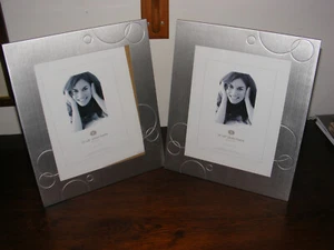 MARCOS DE FOTOS CONTEMPORÁNEOS X 2 PARES ALUMINIO CEPILLADO VIDRIO 10 X 8 PULGADAS - Imagen 1 de 4
