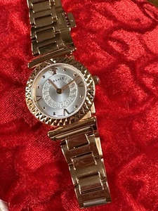 Versace Mini Vanity VEAAOO618 SilverDial Quartz Women's Watch. - Picture 1 of 4