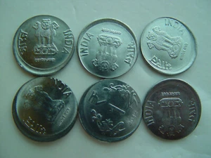 1 X India 1 Rupee Off Center Coin - Lot T109 - Picture 1 of 2
