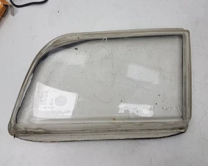 VOLVO S40 V40 LH UK PASSENGER SIDE HEADLAMP HEADLIGHT GLASS LENS 2001 - 2004 - Picture 1 of 1