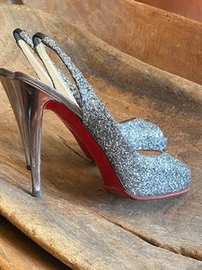Christian Louboutin Silver Glitter Leather No Prive PeepToe Slingback Sandals 40 - Picture 1 of 10