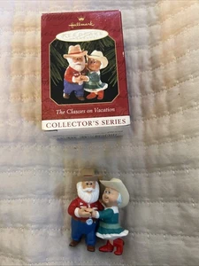 Hallmark Ornament: 1999 The Clauses on Vacation, QX6399 - Picture 1 of 4