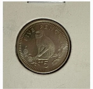 Gibraltar (British) 1996 5 PENCE QEII Coin and Japanese and Taiwan old coins - Picture 1 of 6