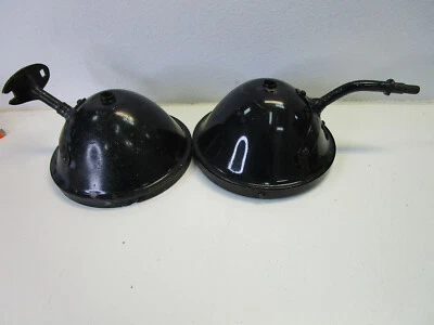  Model T Ford HEADLIGHT BUCKETS Original - TWO DIFFERENT ONES Foto 1 de 4