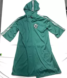 Harry Potter Slytherin Quidditch Morgenmantel Umhang - Erwachsene Medium/Teenager Large (40 Zoll breit) - Bild 1 von 7