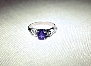 Anello Oro Bianco 10KT Ametista e Diamanti - Foto 1 di 5