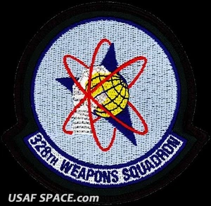 USAF 328o ESCUADRÓN DE ARMAS - Nellis AFB, NV - PARCHE ORIGINAL en CUERO con VEL - Imagen 1 de 2