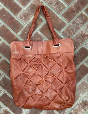 BCBG Maxazria Cuero Cartera Bolso Texturizado Ladrillo Rojo Suave Como Mantequilla Foto 1 de 4