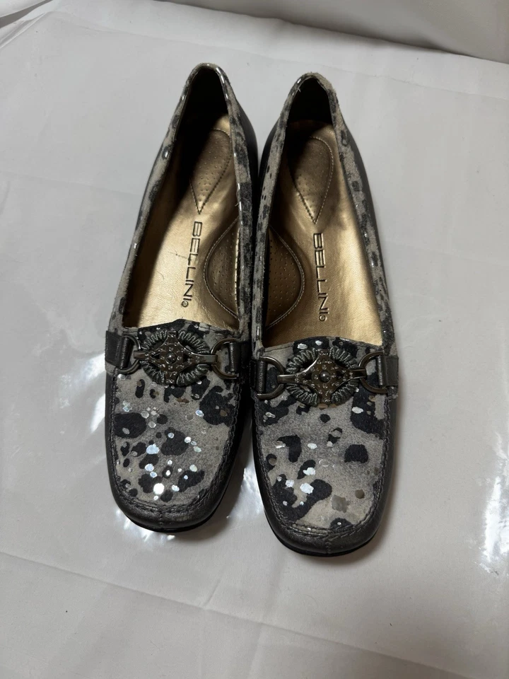 Mocasín de vestir sin cordones Bellini para mujer de cuero, talla 8,5 M gris Foto 1 de 4