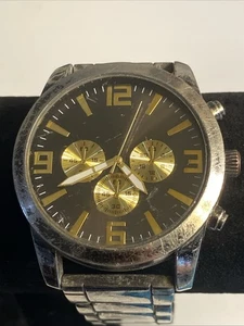 Men’s Watch FMDAL924 Unbranded Metal Band New Battery Preowned - Picture 1 of 11