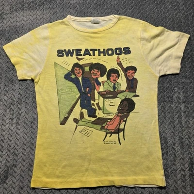Camiseta De Colección 1976 Welcome Back Kotter Sweathogs Programa de TV Niño Mediana Años 70 Retro Foto 1 de 4