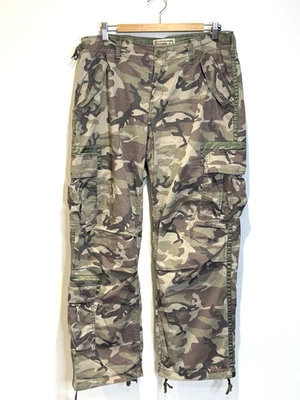 Pantalones cargo vintage Y2K Abercrombie Fitch para mujer 31/12 S camuflaje ribete satinado ¡USADOS EN EXCELENTE ESTADO! Foto 1 de 4