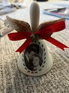 It's a Wonderful Life An Angel Gets Wings 🔔 2002 campana porcelana - Imagen 1 de 7