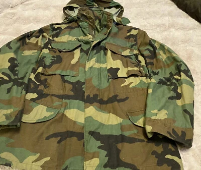 Chaqueta Camuflaje Pequeña/Regular Estilo Militar Exterior Caza Sudadera con Capucha Foto 1 de 4