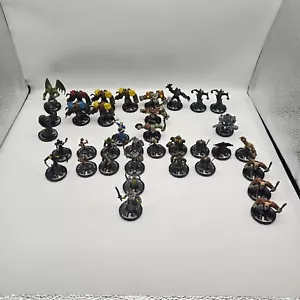 Lote de 36 figuras de caballero mago vintage 2001 2005 coleccionables WizKids - Imagen 1 de 11