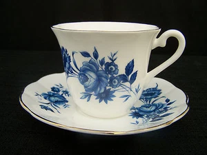 Taylor & Kent Elizabethan Cup & Saucer - Picture 1 of 3