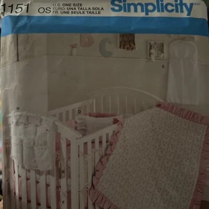 Almohada organizadora de accesorios de guardería apilador de pañales edredón para cuna Simplicity 1151 - Imagen 1 de 8