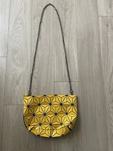 Bao Bao Issey Miyake Women's Geometric Square Handbag Matte Yellow - Picture 1 of 2
