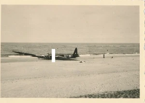 Sylt Westerland Flugzeug englischer Bomber Wellington Polen Staffel Bruchlandung - Bild 1 von 2