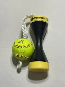 Xelerator Pro Softball Pitching Trainer mit KRÜGEN 12" Softie Ball USA - Bild 1 von 4