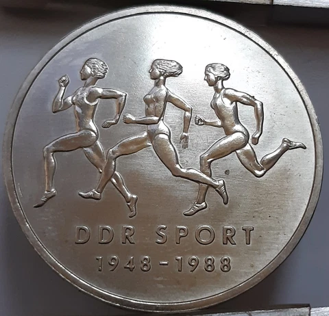 Germany - GDR 10 Mark 1988 KM#125 40th Anniversary of Sports Committee (4223) Cover