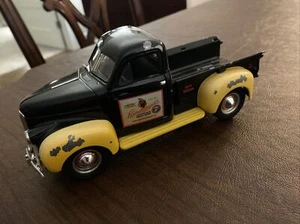 Leinenkugels #10 1947 Studebaker Pickup Barrel Truck Diecast Bank - Picture 1 of 6