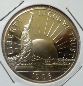 1986-S STATUE OF LIBERTY CENTENNIAL COMMEMORATIVE CLAD HALF DOLLAR - Picture 1 of 16