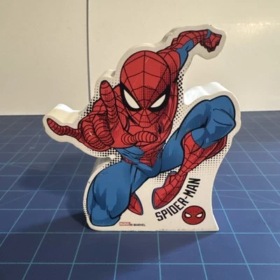 Marvel Spider-Man 5" Madera Colgante O Decoración de Mesa, Limpio Foto 1 de 3