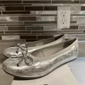 Hush Puppies girls Josie Ballet Flat, Silver, Size 4.5 Big Kid - Picture 1 of 5