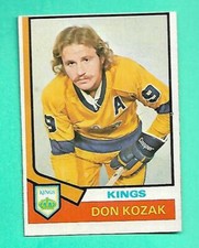 (1) DON KOZAK 1974-75 TOPPS # 111 KINGS ROOKIE EX-MT CARD (W7241)  