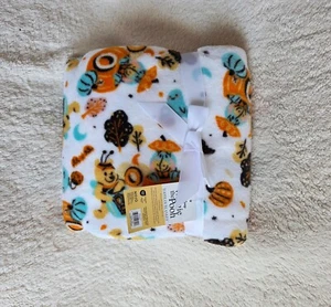 NWT Halloween Disney Winnie The Pooh baby Toddler girl boy Throw Blanket/ pillow - Picture 1 of 17
