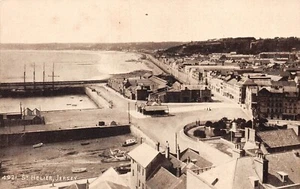 POSTKARTE TRIKOT ST HELIER DER HAFEN VOGELPERSPEKTIVE - Bild 1 von 2