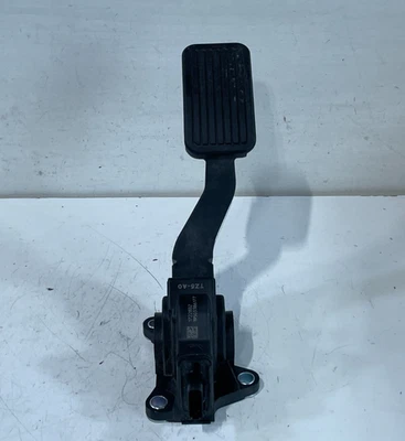 2017 - 2024 ACURA MDX GAS ACCELERATOR THROTTLE PEDAL SENSOR 3.5L # 102744 - Image 1 of 4