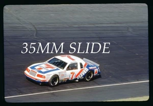 Scivolo 35 mm NASCAR - KYLE PETTY #7 7-ELEVEN FORD #ER1 - Foto 1 di 1
