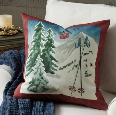 RARO! Almohada Pottery Barn Snowy Skiing Gondola Lodge Mountain Cabin Foto 1 de 4