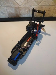 CHASIS BASE TRAXXAS MONSTER MUTT/DIGGER XL5 ESC Y 2056 SERVO IMPERMEABLE - Imagen 1 de 5
