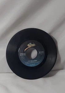 Michael Jackson Paul McCartney The Girl Is Mine 45 1982 Epic Vinyl Record - Picture 1 of 4