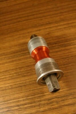 1990's MTB bottom bracket Stronglight made in France BSA 116 mm axle - Image 1 of 4
