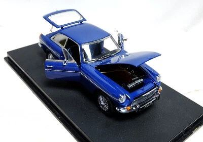 Universal Hobbies MG B GT Mk1 vgc Boxed - Image 1 of 4
