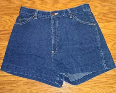 1970s Denim Girls Shorts 15/16 30" Waist 2" Inseam Classic Wash Jeans Vintage - Image 1 of 4