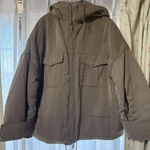 UNIQLO Mountain Parka Down Jacket Women Japan M Size / US S Size Khaki - Picture 1 of 10
