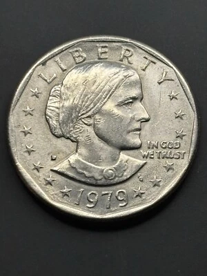 1979-D Rare Susan B Anthony Liberty $1 Dollar: FILLED MINT MARK/MINTING ERROR - Image 1 of 4