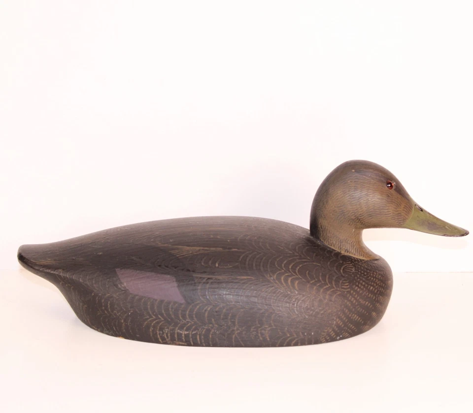 Isca vintage Ken Harris Woodville NY esculpida em madeira pato preto drake pintada à mão - Imagem 1 de 4